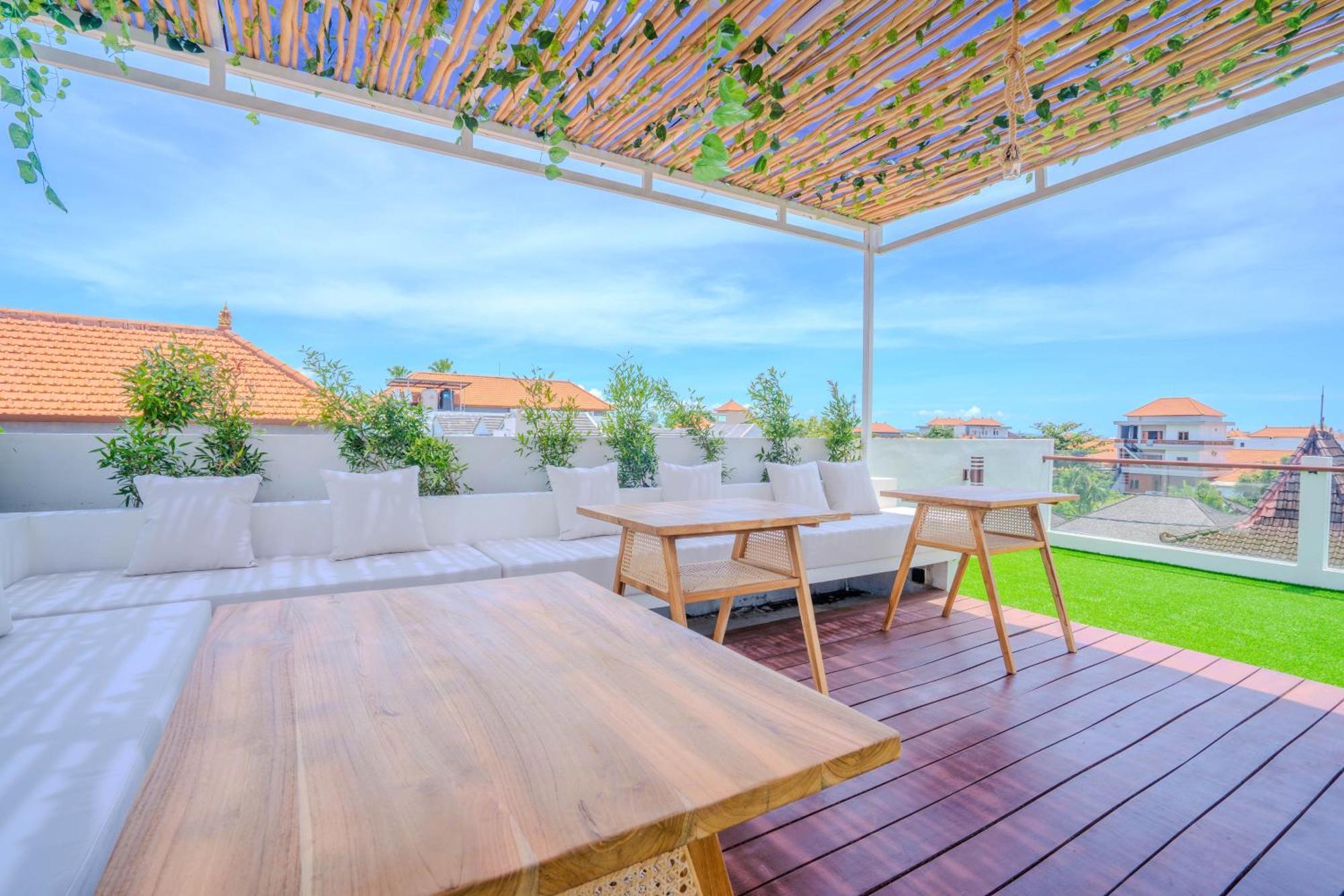 Bagas Bagus Guesthouse Canggu Buitenkant foto