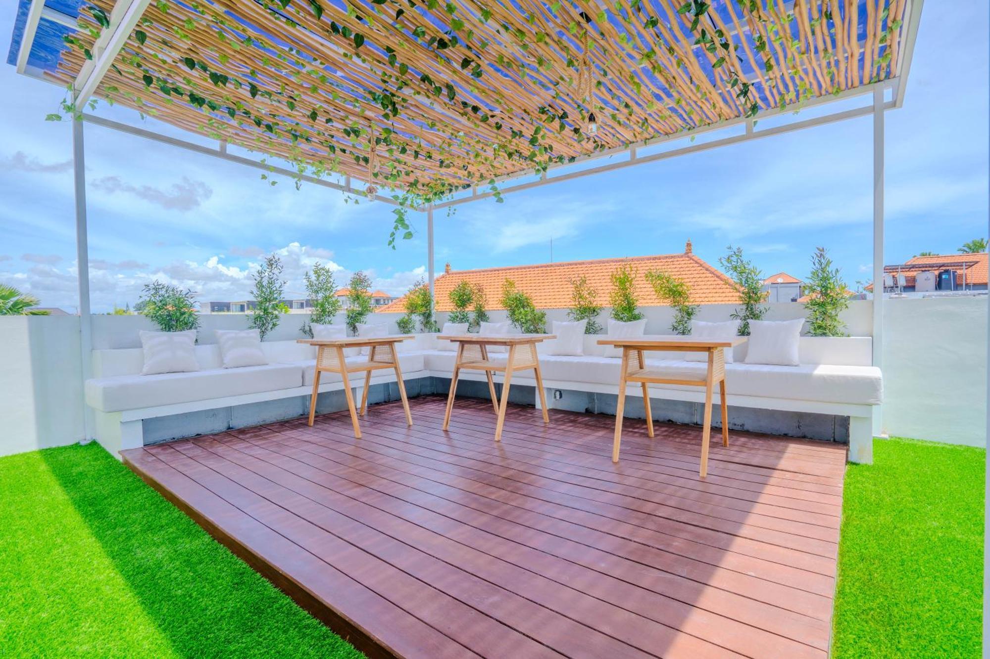 Bagas Bagus Guesthouse Canggu Buitenkant foto