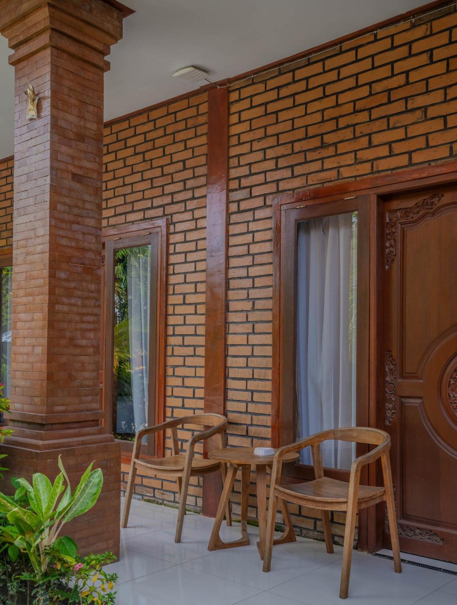 Bagas Bagus Guesthouse Canggu Buitenkant foto