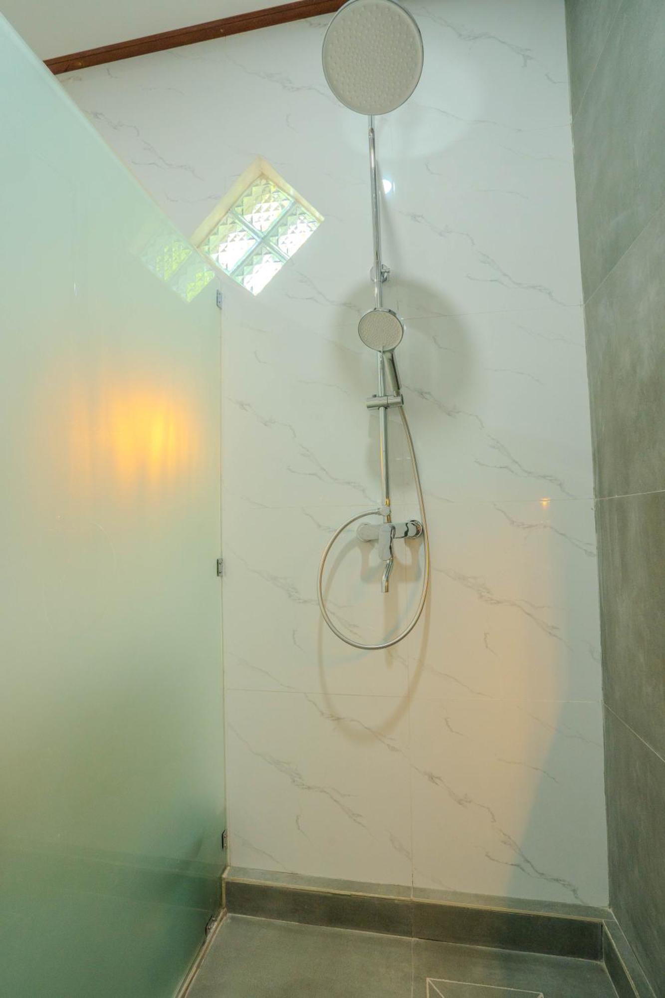 Bagas Bagus Guesthouse Canggu Buitenkant foto